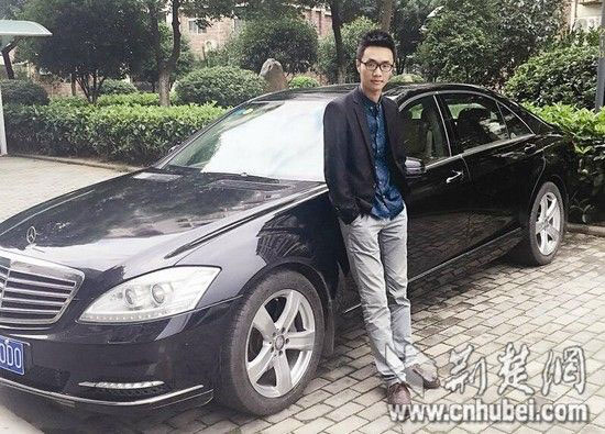 武漢科技大學(xué)鎮(zhèn)小龍：兩年掙得千萬資產(chǎn)成學(xué)生創(chuàng)業(yè)帶頭大哥