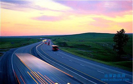 辦理公路路面工程資質需要那些人員證書？