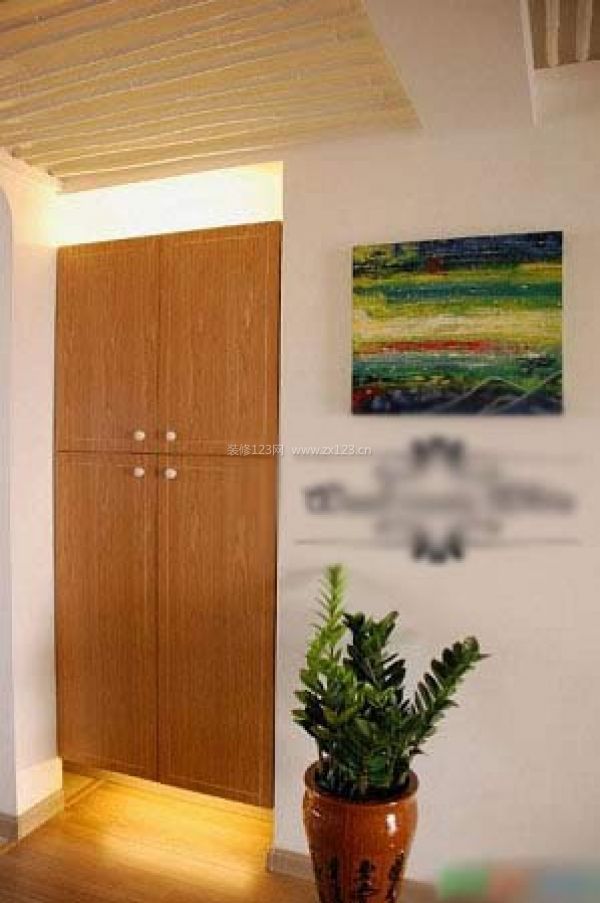 真省錢！簡約裝修打造大方玄關