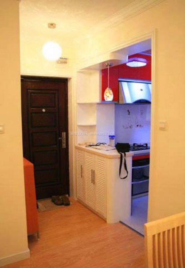 散發陽光氣息的80平小戶型圖片