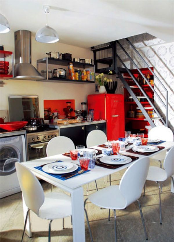 100平黑白配 兩室兩廳白領公寓