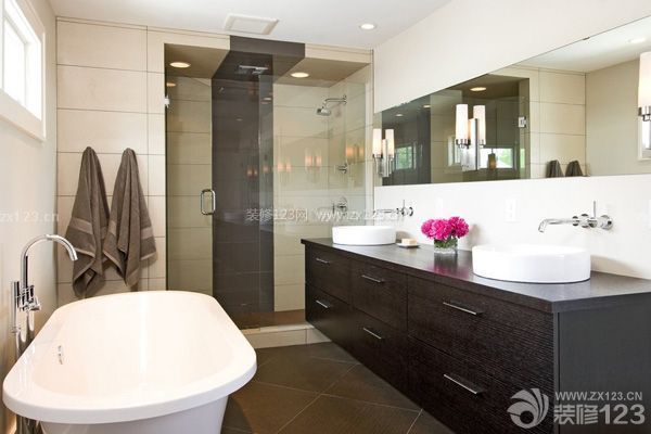 衛(wèi)浴裝修怎么樣最省錢——墻面內(nèi)省外不省