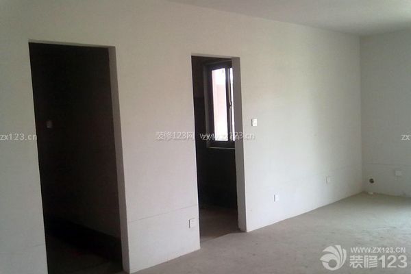 毛坯房收房注意事項(xiàng)之門窗