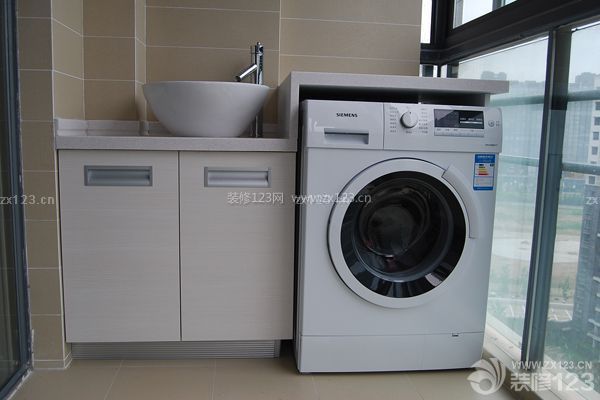 洗衣機(jī)放陽臺(tái)好嗎